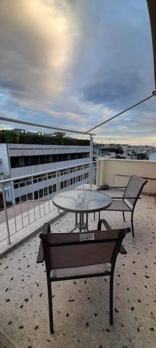 Acropolis Area Flat With Parthenon Views Apartment เอเธนส์ ภายนอก รูปภาพ