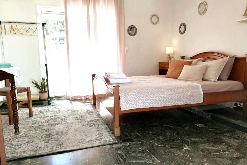 Acropolis Area Flat With Parthenon Views Apartment เอเธนส์ ภายนอก รูปภาพ